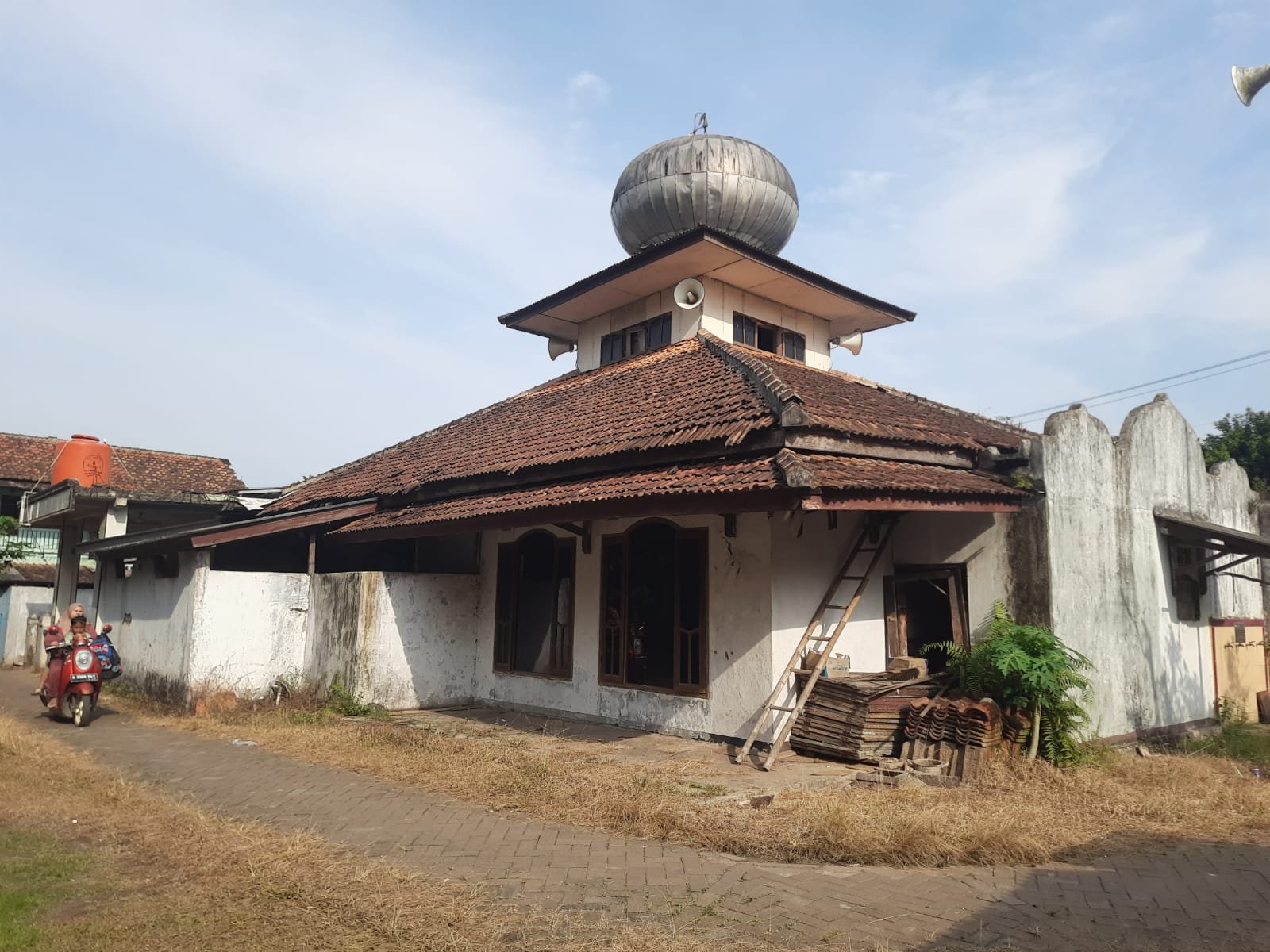 Masjid Al-Ikhlas sebelum renovasi