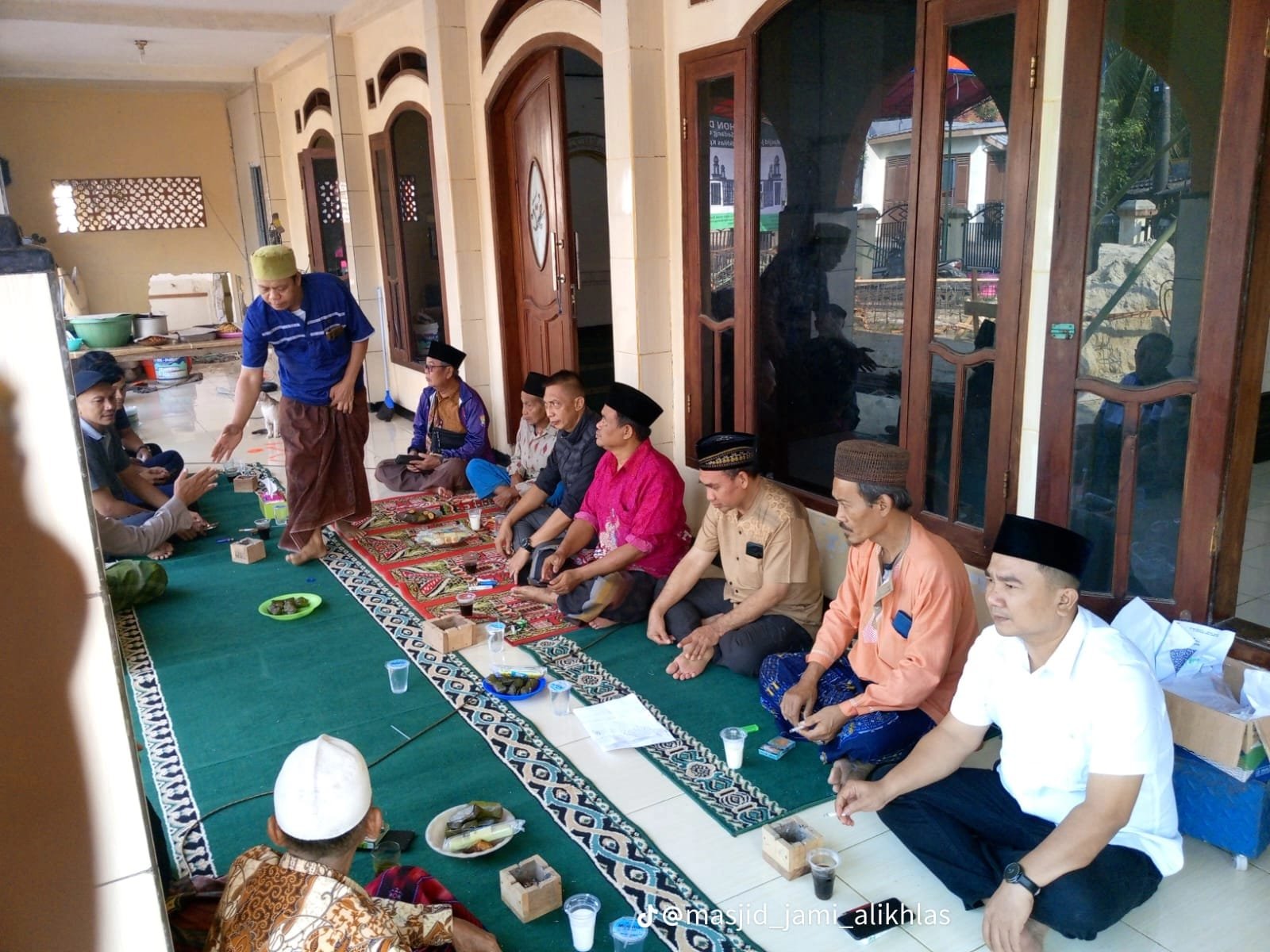 Peletakan Batu Pertama Pembangunan Masjid Jami Al-Ikhlas Cibogo Berlangsung Khidmat