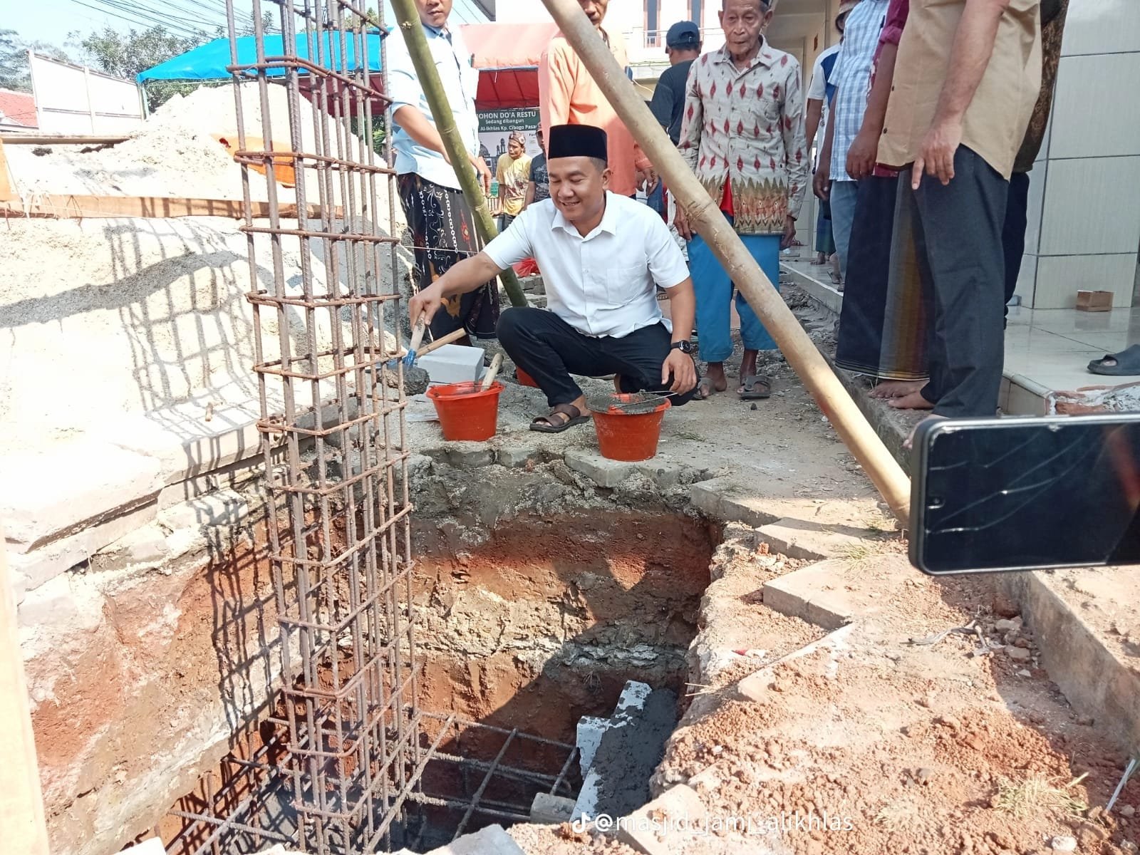 Peletakan Batu Pertama